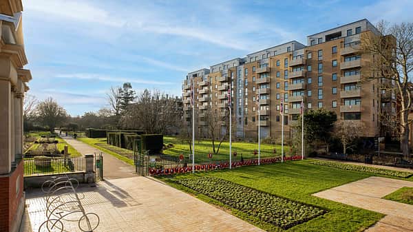 Media 2222 artisan lodge