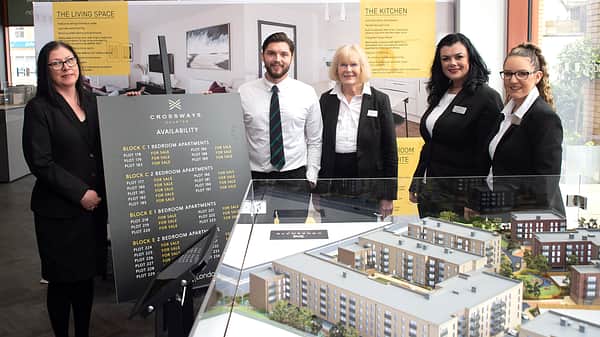 Media 2295 crossways quarter launch