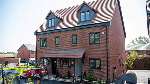 Media 2589 the spinner staverton lodge