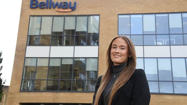 Media 3553 jessi lous finance apprentice