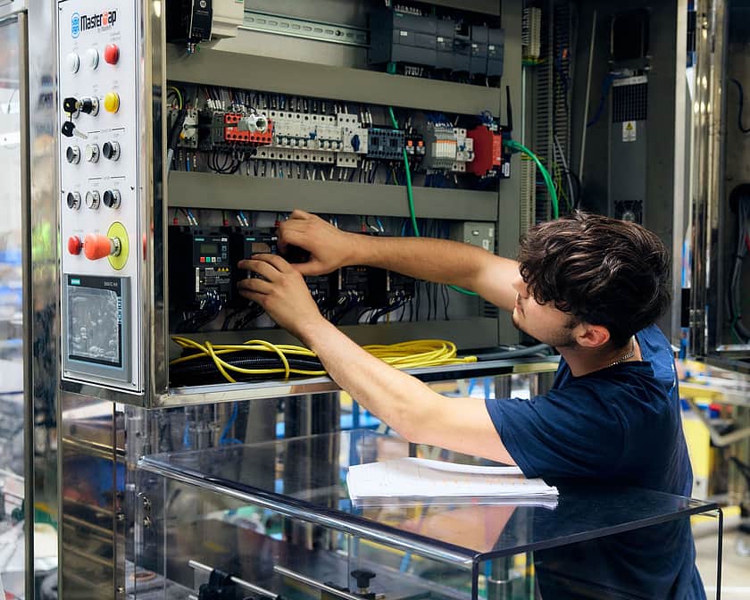 Adelphi 0487 Masterfil Electronics of Machine being worked at