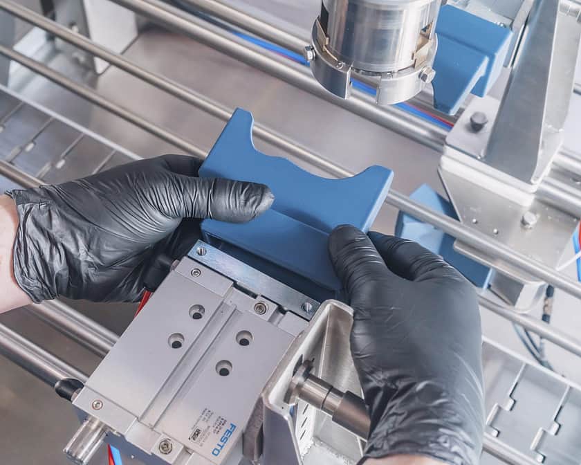 Adelphi Capping Machine Interior 28 scaled