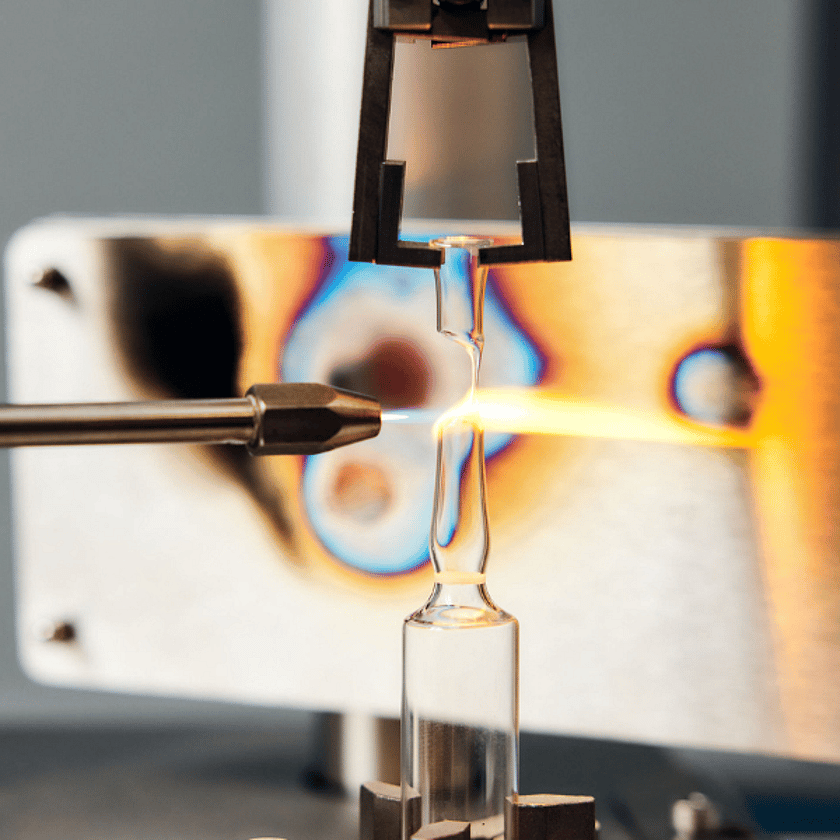 0353 OC Ampoule Opener Closer Machine Up Close Fire 600 x 600