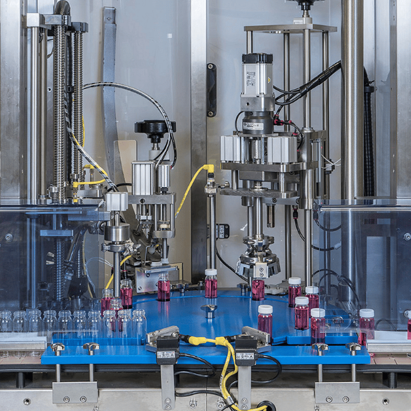 Response Monobloc 250 Filler Capper in Use 600 x 600