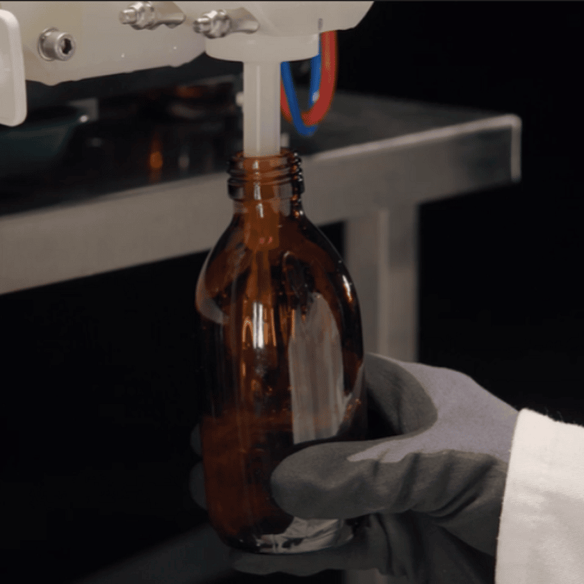 Response p H Benchtop Filler Up Close Front On 600 x 600