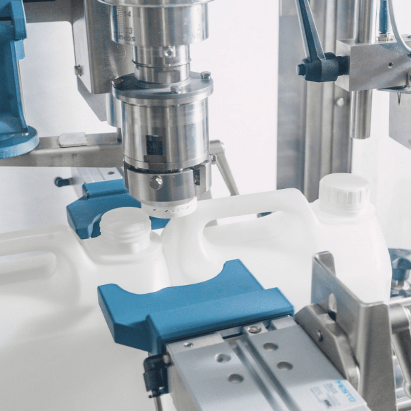 Powercap Bottle In Conveyor Side On 600 x 600