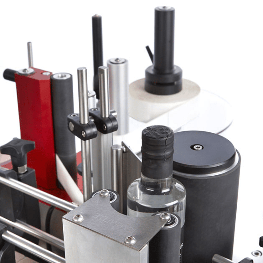 Three Point Wraparound Labeller 600x600