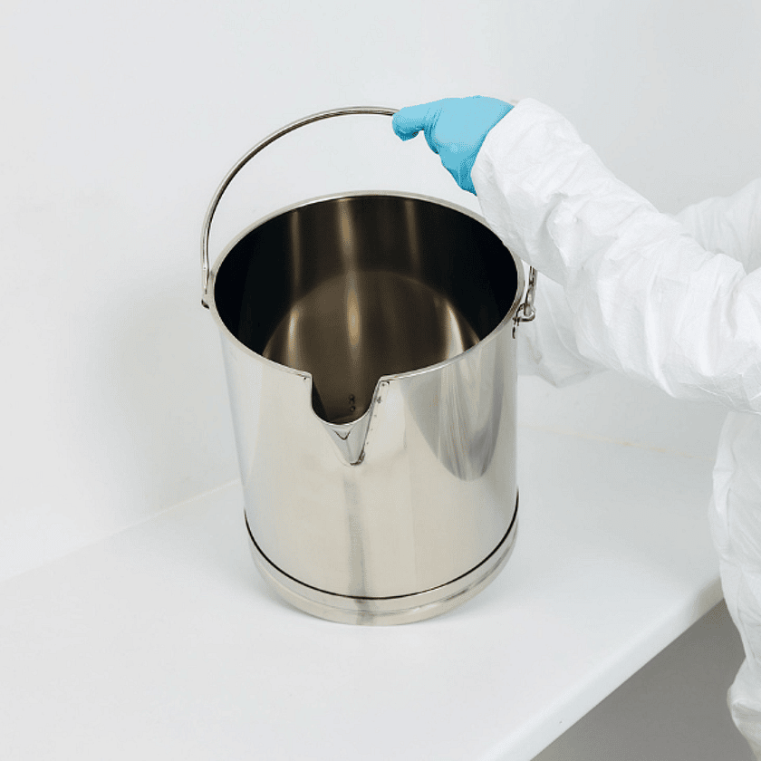 Adelphi Products 0285 Bucket with Spout In Use 600 x 600