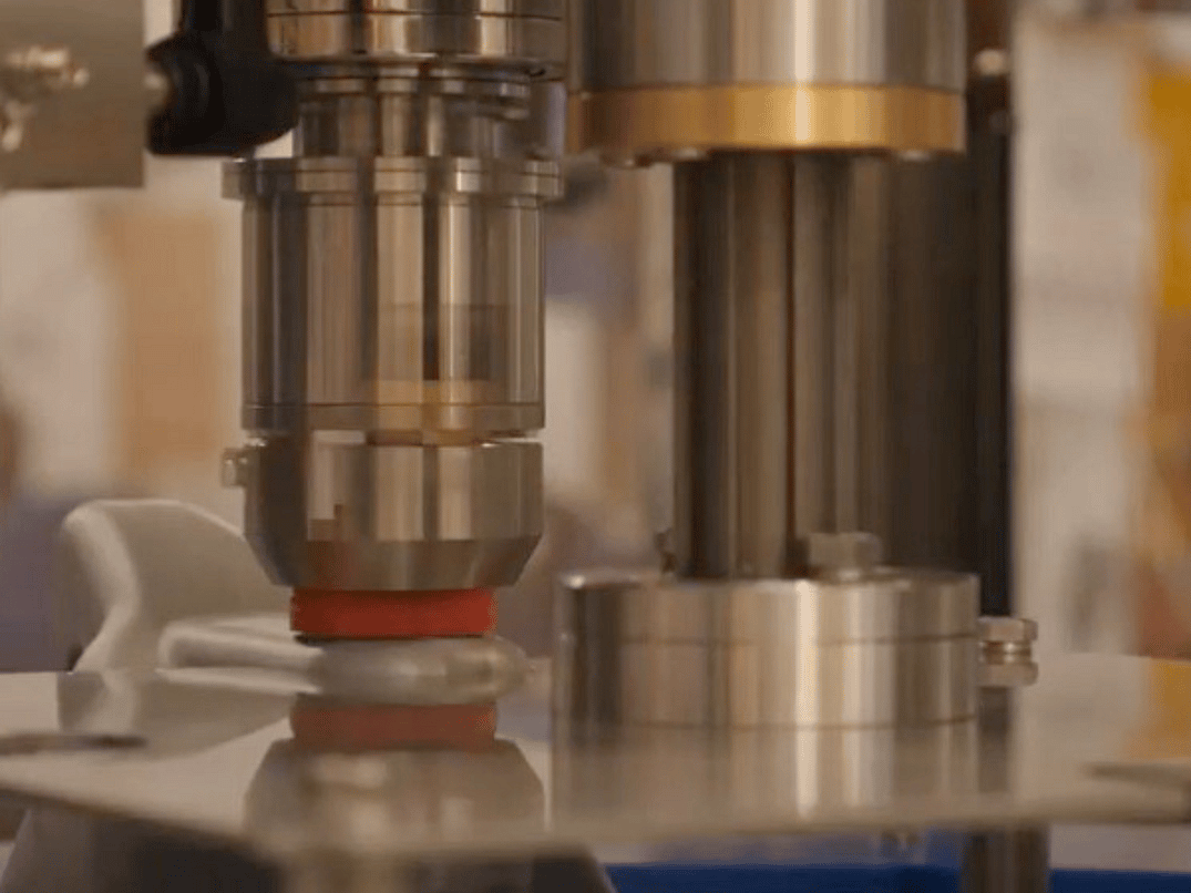 Mastercap Screw Caps 600 x 600